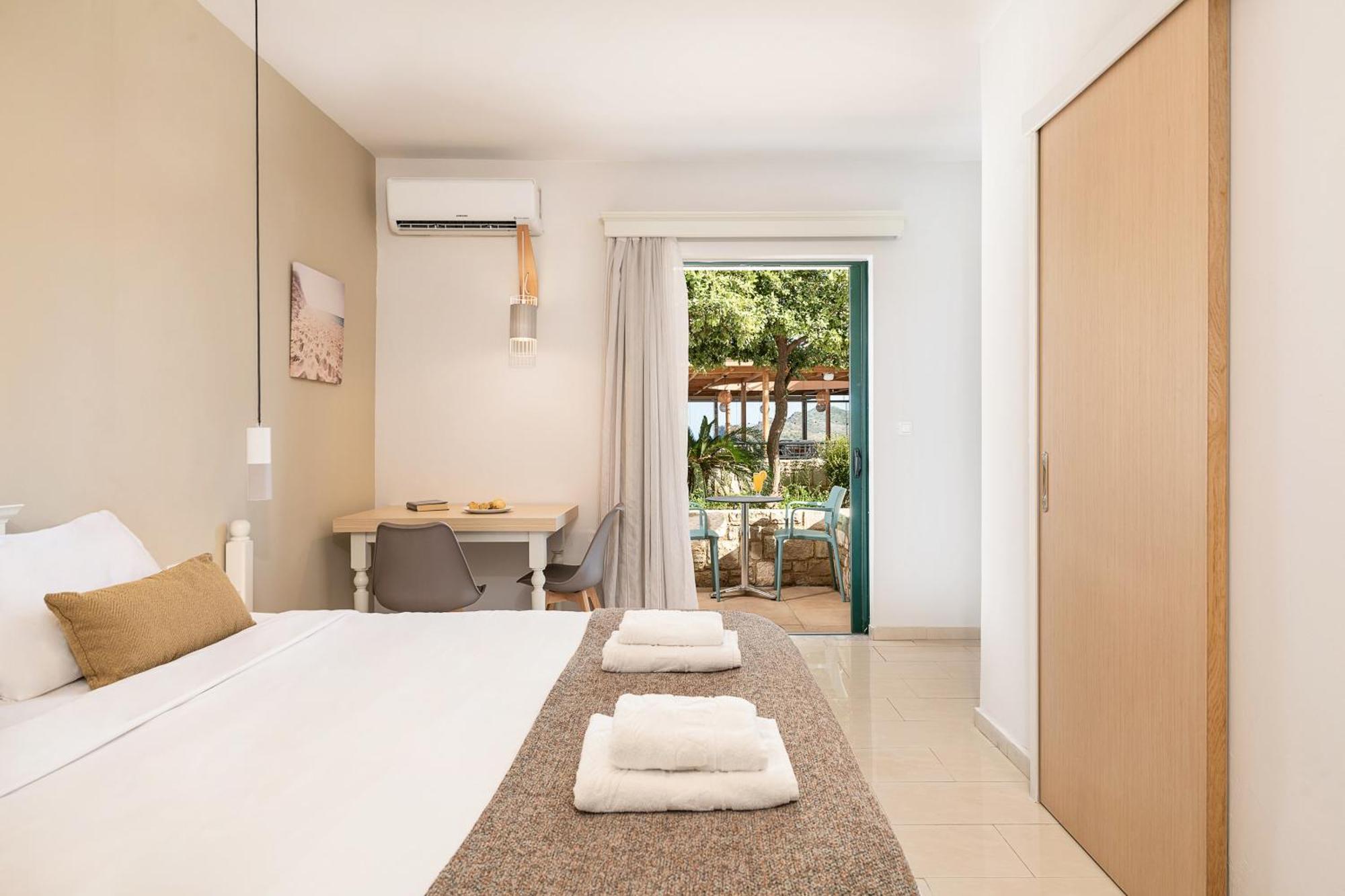 Caldera Village Agia Marina Oda fotoğraf