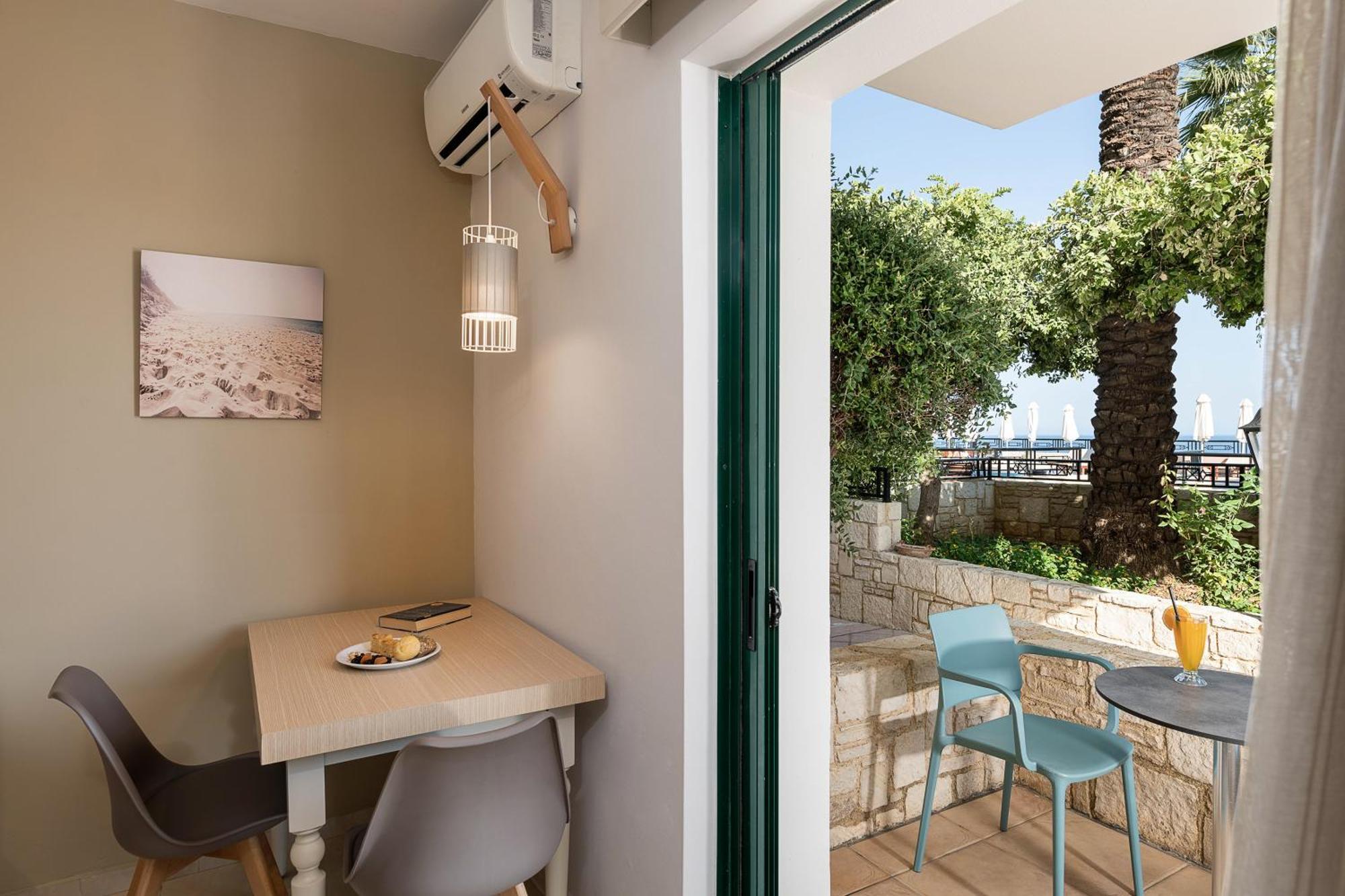 Caldera Village Agia Marina Oda fotoğraf